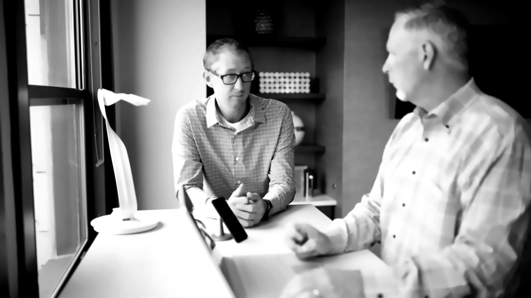 Réunion d'équipe sur la stratégie budgétaire